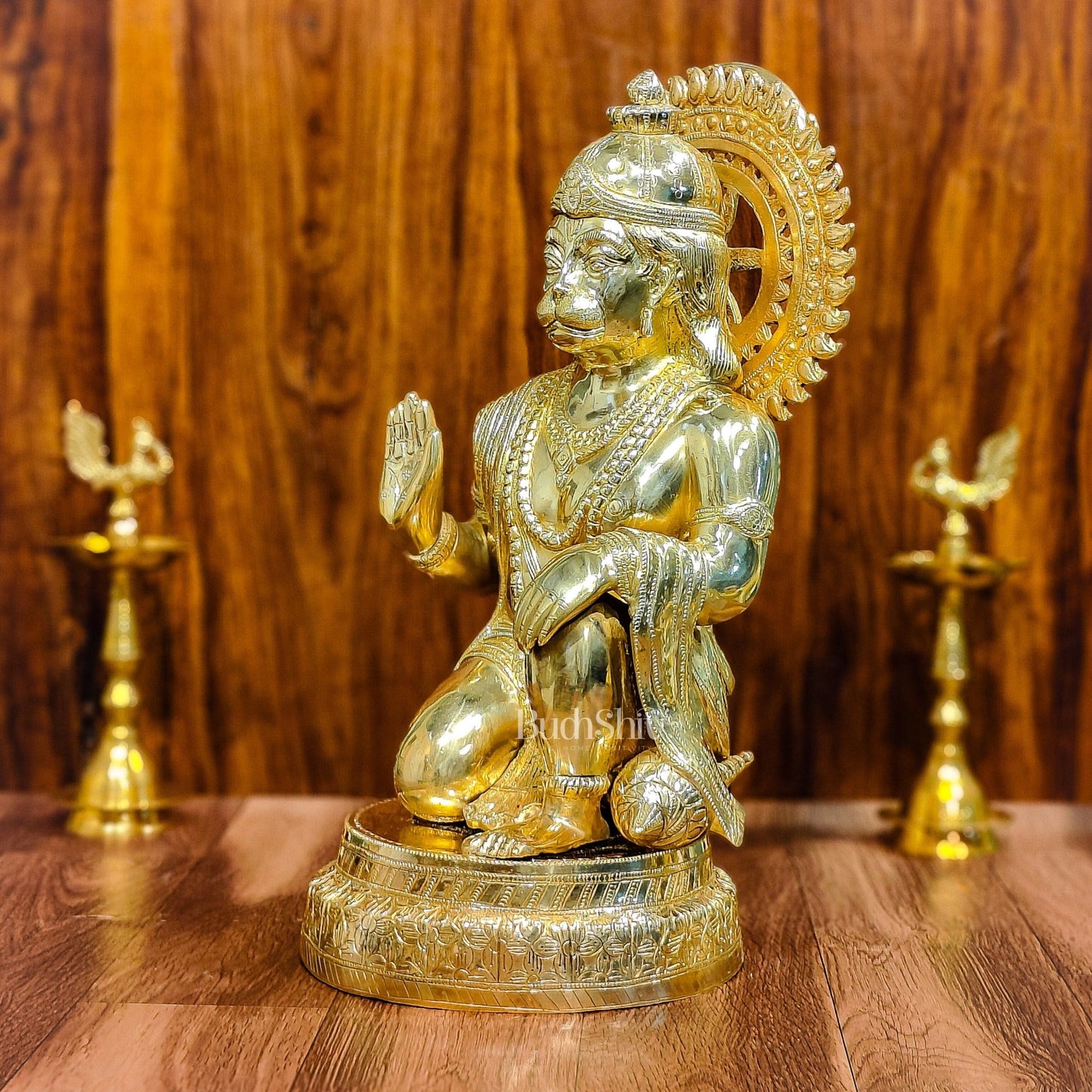 Veer Hanuman Brass Statue | Kneeling Aashirwaad Mudra | 19.5 inch - Budhshiv.com